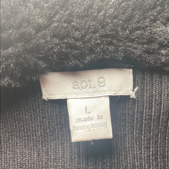 Apt. 9 Black Sweater with Plush Collar - Picture 4 of 6